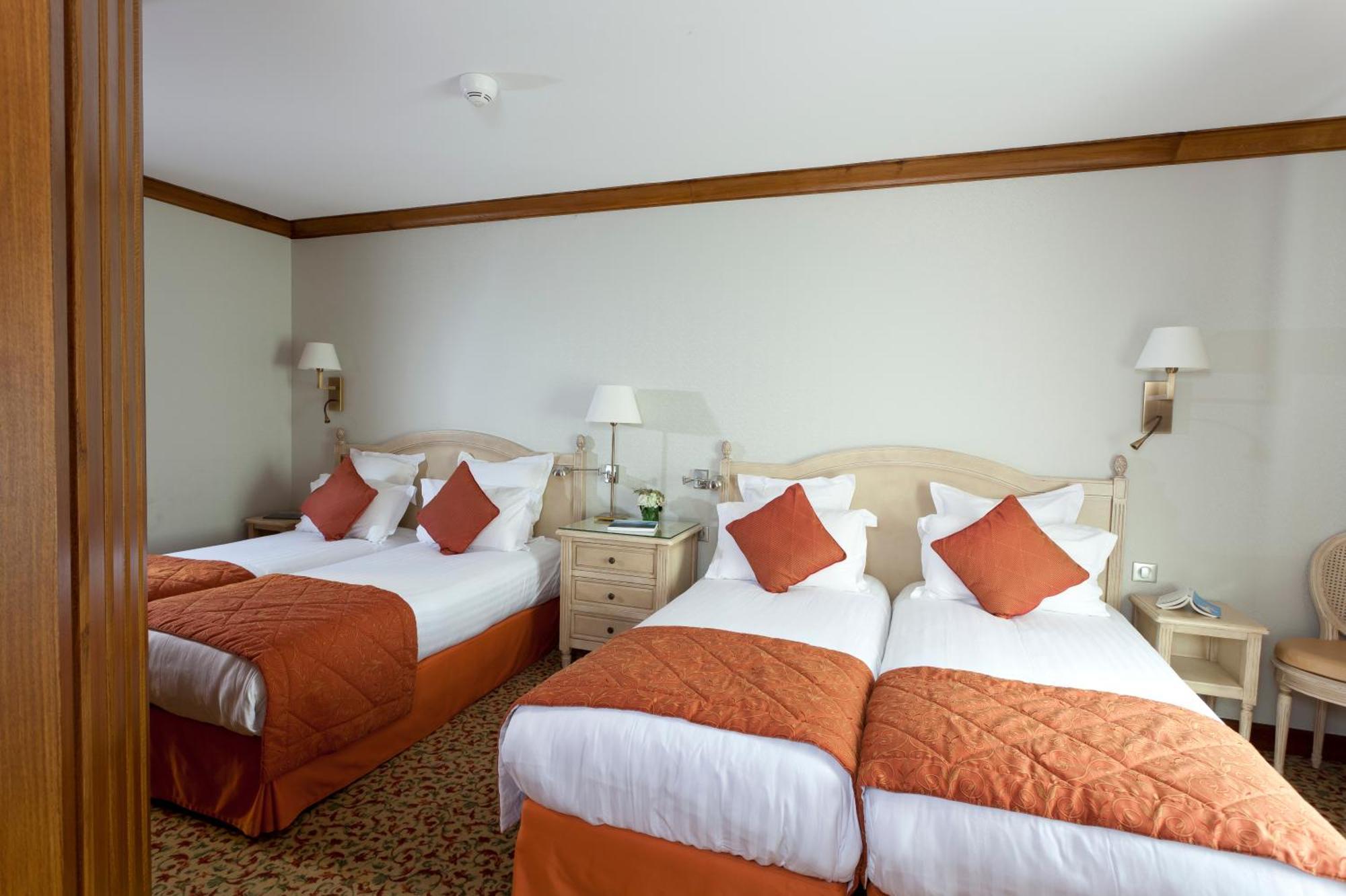 Auberge Saint Pierre Mont-Saint-Michel Экстерьер фото