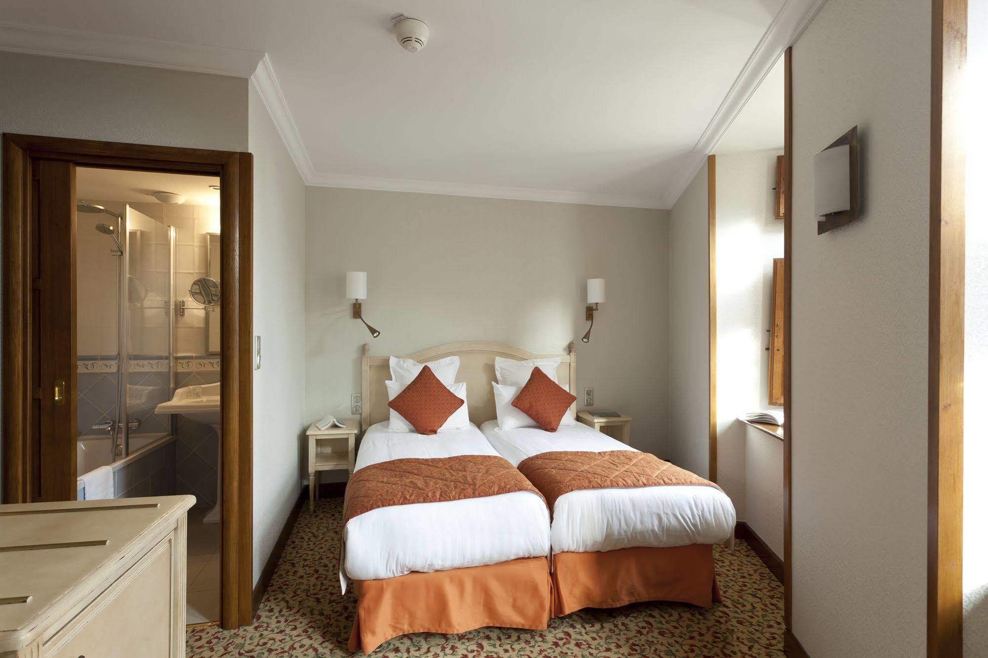 Auberge Saint Pierre Mont-Saint-Michel Экстерьер фото